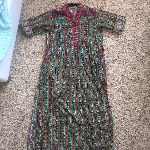 DESI CLOTHING - Picture 6 of 6